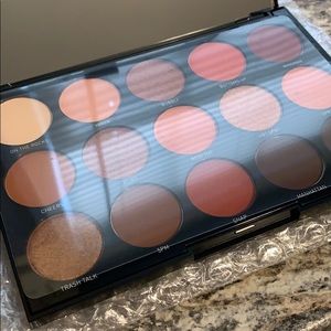 Morphe 15 Hour Eyeshadow Palette (Brand New)